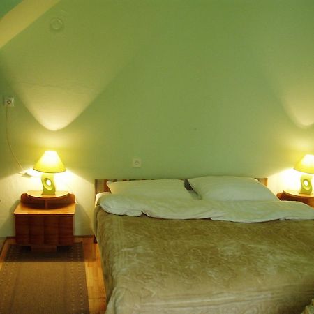Apartments & Rooms Korzo Slavonski Brod Buitenkant foto