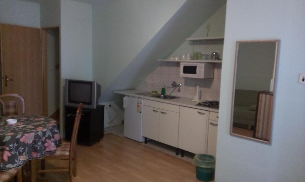 Apartments & Rooms Korzo Slavonski Brod Kamer foto