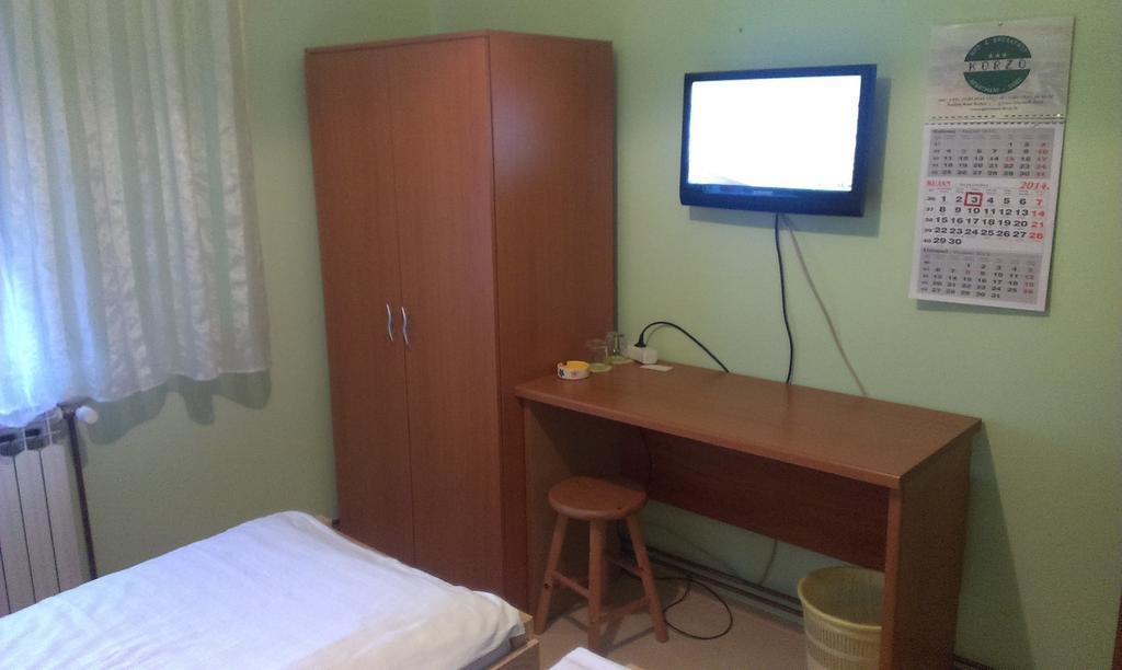 Apartments & Rooms Korzo Slavonski Brod Kamer foto