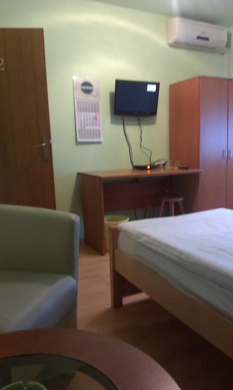Apartments & Rooms Korzo Slavonski Brod Kamer foto